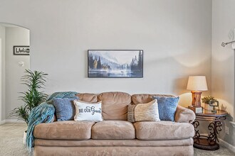 727 W Clark Ave in Nampa, ID - Building Photo - Building Photo