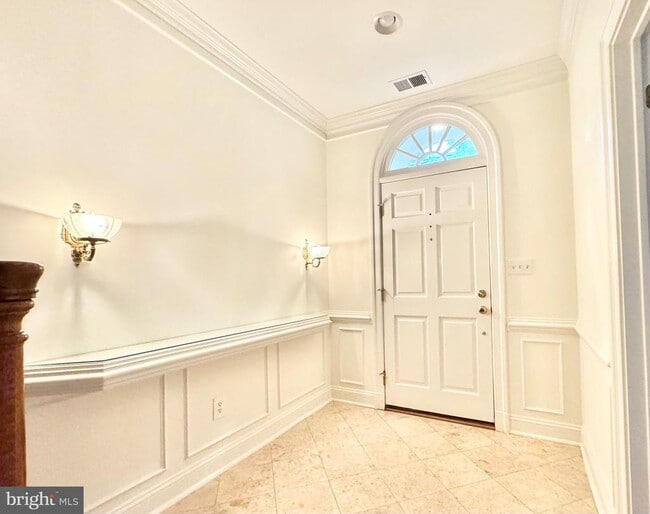 property at 16 Franklin St
