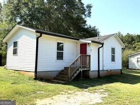 38 Geter Cir in Newnan, GA - Building Photo