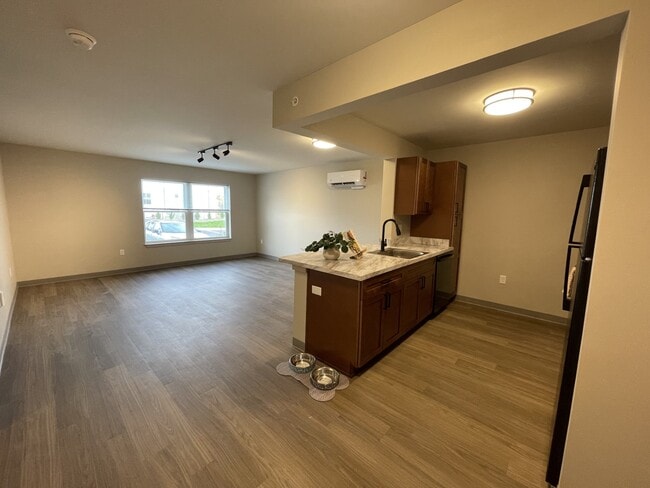 Hudson Heights Apartments in Mechanicville, NY - Foto de edificio - Building Photo