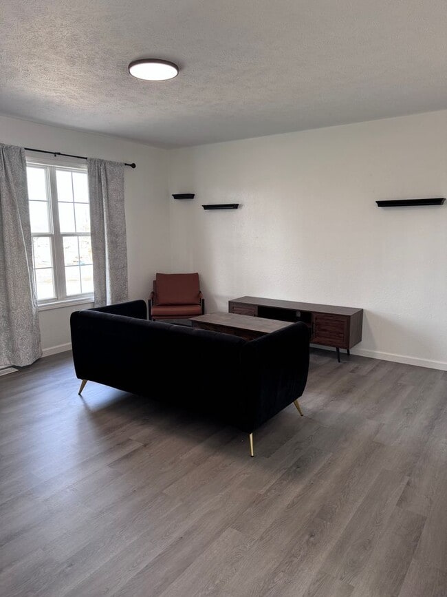 20601 Sedalia Rd in Waynesville, MO - Building Photo - Building Photo