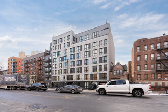 200 Linden Blvd in Brooklyn, NY - Building Photo - Building Photo