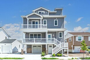 111 N Belmont Ave in Margate City, NJ - Building Photo