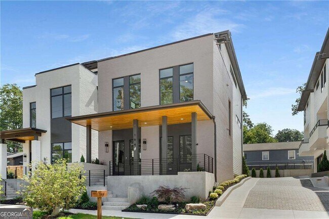 property at 194 E Lake Terrace SE