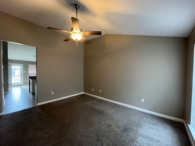 6465 Barretts Bend Dr in Horn Lake, MS - Building Photo - Building Photo