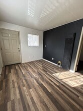 208 W 1st St in Pittsburg, KS - Building Photo - Building Photo