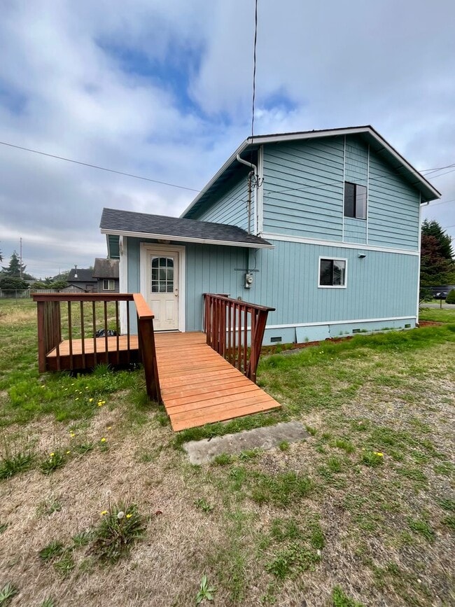 201 W Marion St in Aberdeen, WA - Building Photo - Building Photo