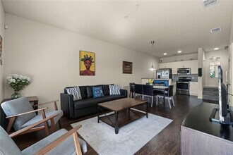 2900 Edenshire Wy in Kissimmee, FL - Building Photo - Building Photo