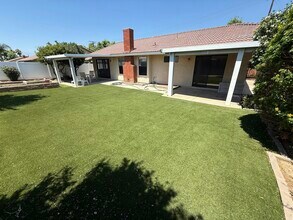 3220 Monroe St in Riverside, CA - Building Photo - Building Photo