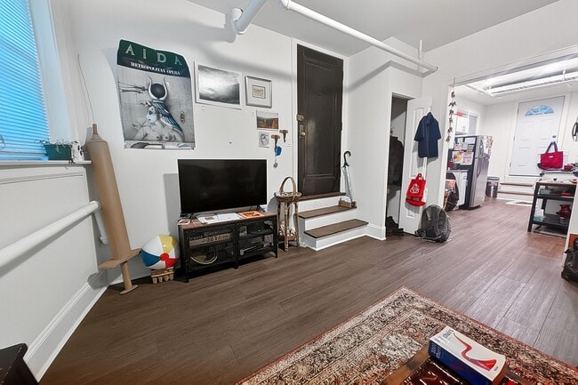 6636 N Glenwood Ave in Chicago, IL - Building Photo - Building Photo