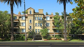 Westside Villas Apartments
