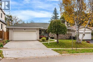 109 Banstock Dr in Toronto, ON - Building Photo