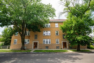 4424 N Lavergne Ave in Chicago, IL - Building Photo - Building Photo