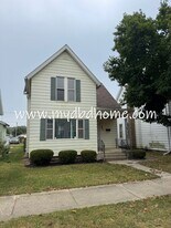 1018 St Marys Ave in Fort Wayne, IN - Building Photo