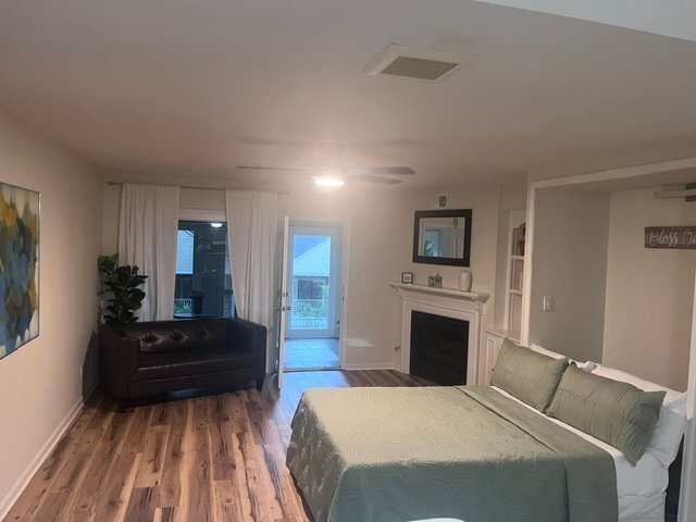 property at 2726 Hollywood Terrace