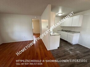 7743 Pacific Ave SE, Unit Unit 18 in Olympia, WA - Foto de edificio - Building Photo