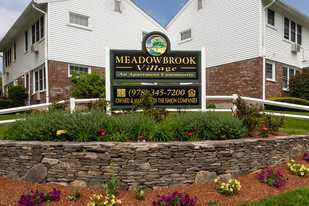 Meadowbrook Village Apartments