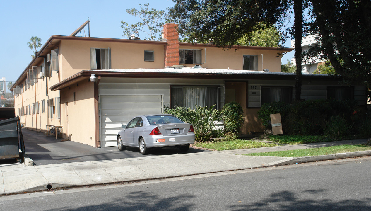 167 S Oak Knoll Ave in Pasadena, CA - Foto de edificio