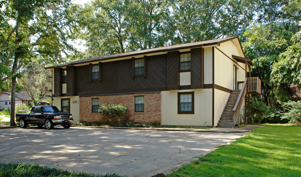 2051 Corinne St in Tallahassee, FL - Building Photo