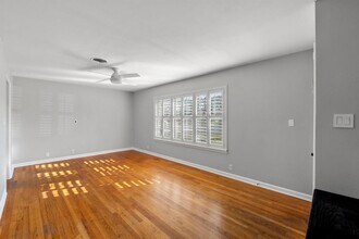 1000 Arcadia Ave in Austin, TX - Building Photo - Building Photo