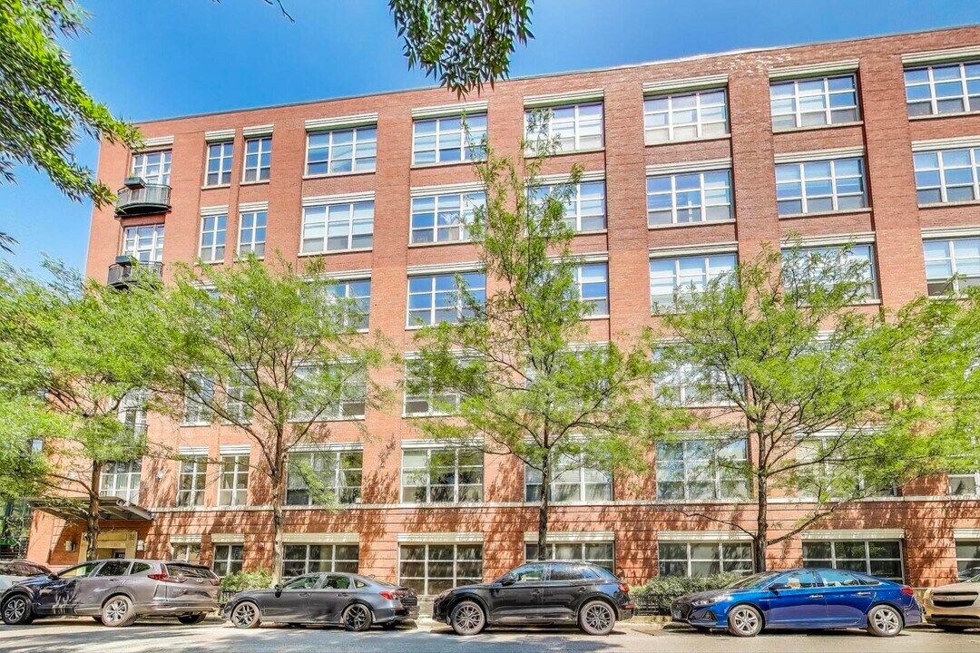 1735 N Paulina St in Chicago, IL - Building Photo