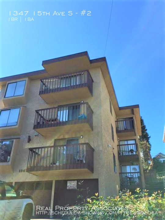 1347 15th Ave S in Seattle, WA - Foto de edificio