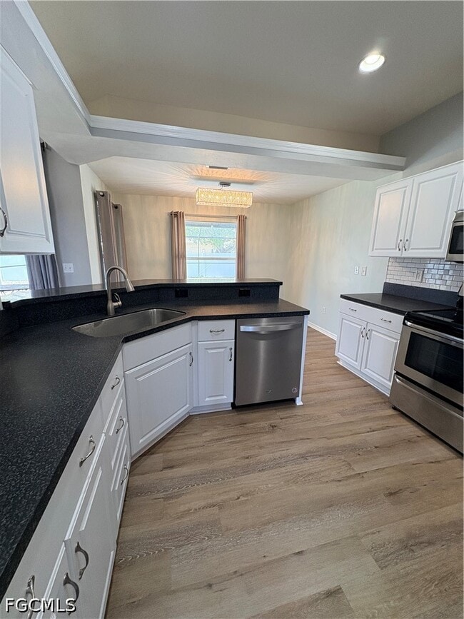 3710 SW 13th Ave in Cape Coral, FL - Building Photo - Building Photo