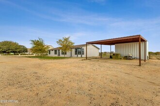 851 W Quail Cir in San Tan Valley, AZ - Building Photo - Building Photo