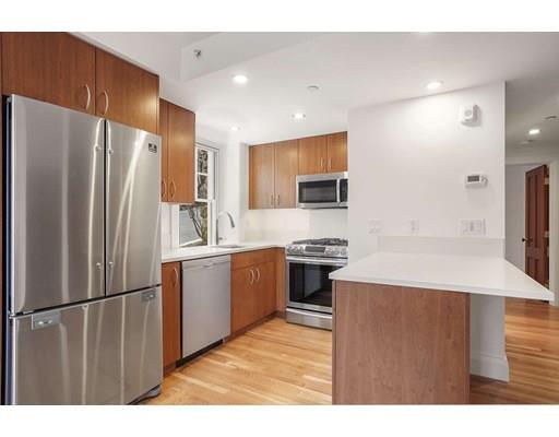 165 Winthrop Rd in Brookline, MA - Building Photo - Building Photo