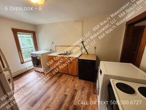 6 Overlook St in Northbridge, MA - Building Photo - Building Photo