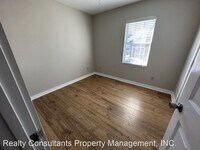 5844 Sir Knight Cir photo'