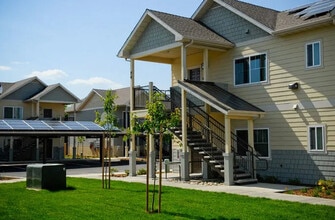 Orchard Village in Winters, CA - Building Photo - Building Photo