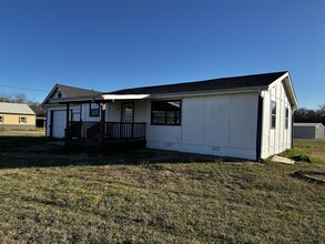 4059 County Rd 3221 in Lone Oak, TX - Building Photo - Building Photo