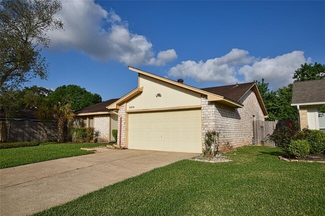 2514 Buffalo Trail in Sugar Land, TX - Building Photo - Building Photo