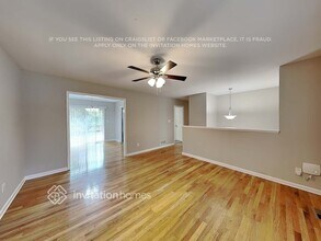 4156 Rockbridge Heights Dr in Stone Mountain, GA - Foto de edificio - Building Photo