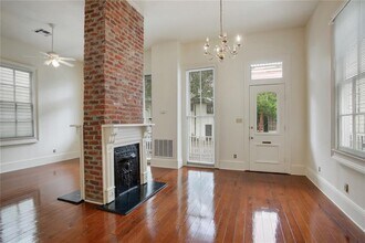 3220 Chestnut St, Unit 3220 in New Orleans, LA - Building Photo - Building Photo