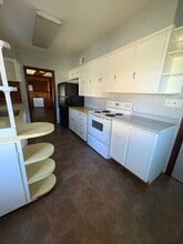 425 3rd Ave SE in Oelwein, IA - Building Photo - Building Photo