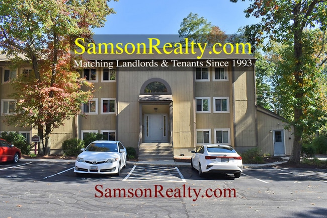 property at 400 New River Rd