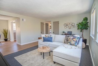 Parkside Browne's Addition in Spokane, WA - Building Photo - Building Photo
