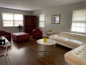 18 Park Ave in Long Branch, NJ - Building Photo - Building Photo