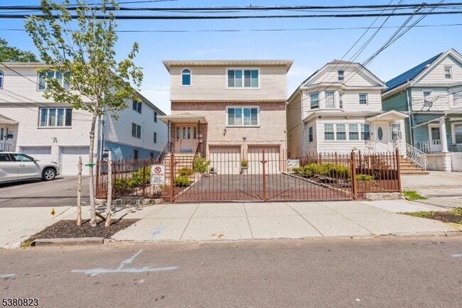 property at 939 Grove St
