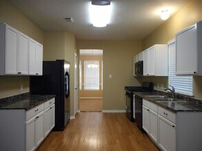 22806 Tara Way Dr in Katy, TX - Building Photo - Building Photo