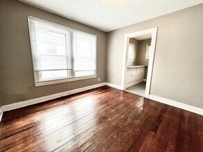 1516 Norris Pl, Unit 3 in Louisville, KY - Foto de edificio - Building Photo