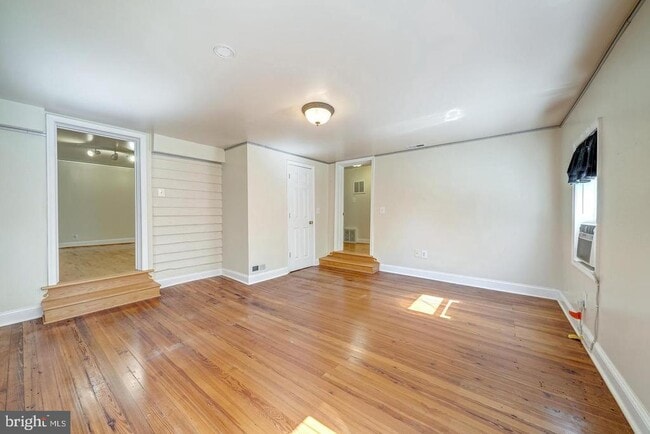 4813 Catharpin Rd in Gainesville, VA - Building Photo - Building Photo