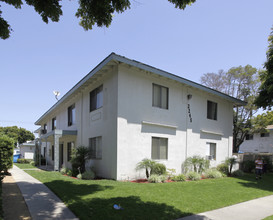 2245 W Vancouver Dr in Anaheim, CA - Building Photo - Building Photo