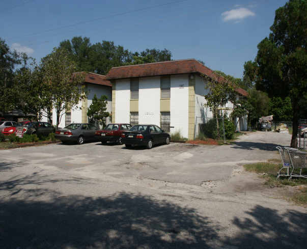 Gemini House in Tampa, FL - Foto de edificio - Building Photo