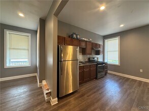 2015 Highland Ave in Utica, NY - Building Photo - Building Photo