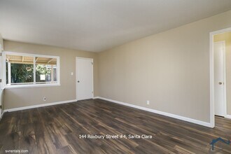 144 Roxbury St, Unit 4 in Santa Clara, CA - Building Photo - Building Photo