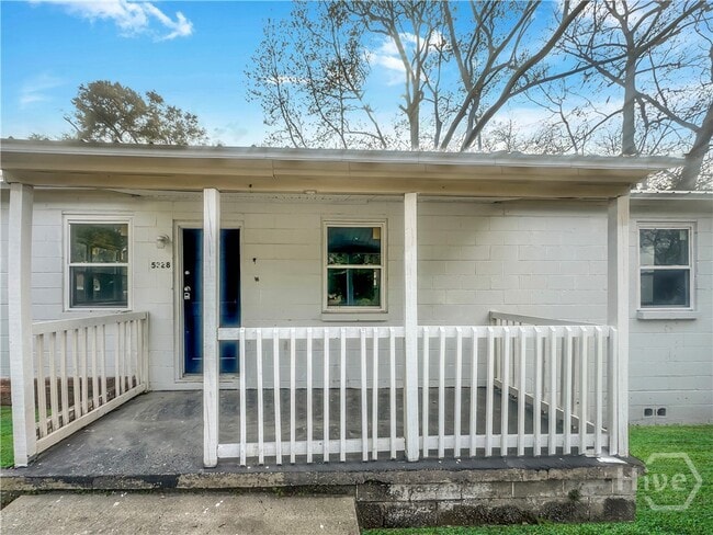 5328 Churchill St in Savannah, GA - Foto de edificio - Building Photo
