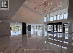 575 Conklin Rd in Brantford, ON - Building Photo - Building Photo